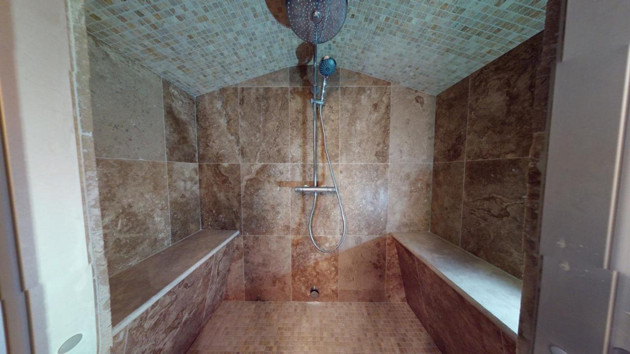 Château De Valette * La Bachellerie